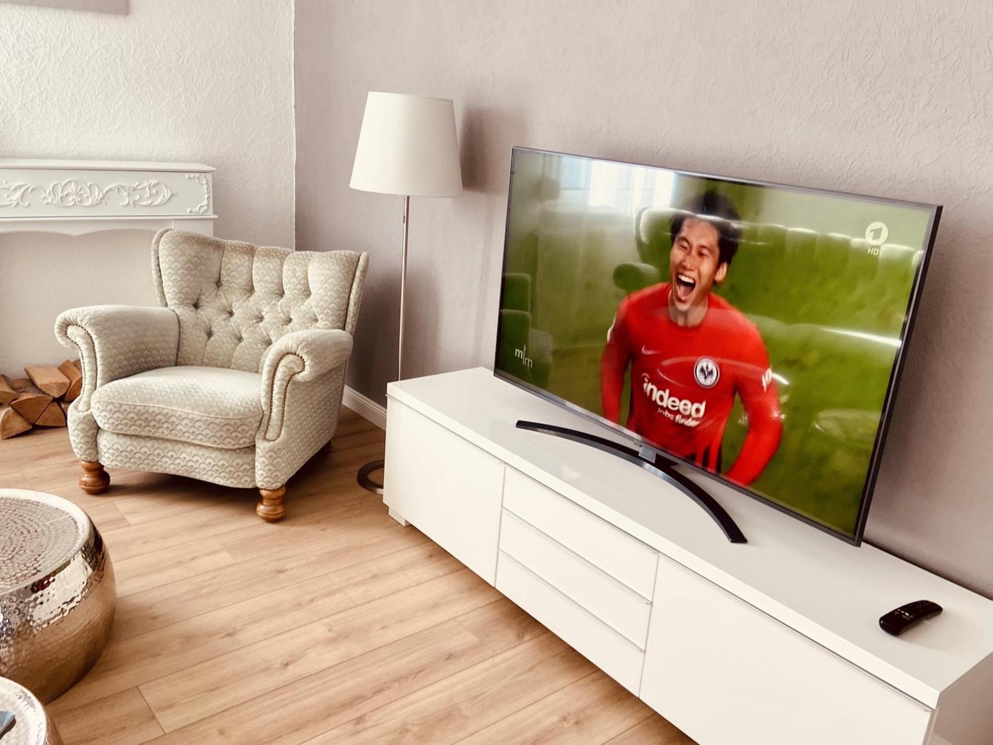 Casa Rehse I Stilvolles Apartment I 24H-Self-Check-In I Kostenlos Parken & Wlan I 55-Zoll-Smart&Kabel-Tv I Oepnv 埃尔福特 外观 照片